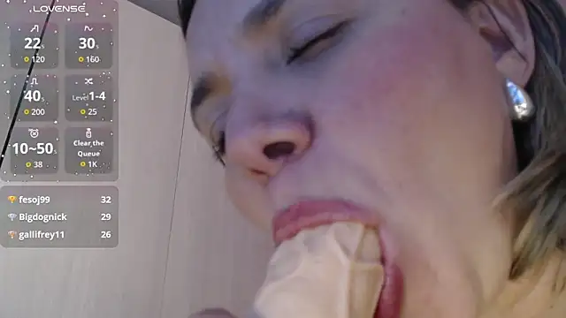 โชว์เว็บแคมของ milfsecret69