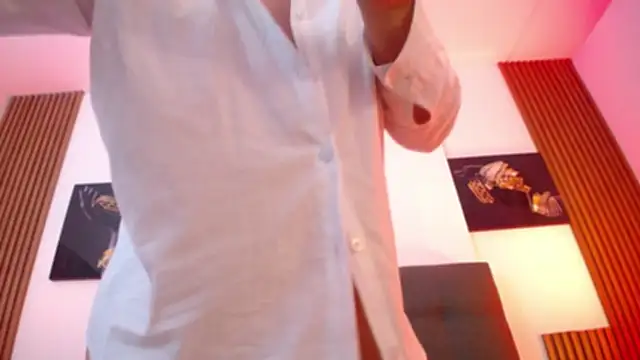 milfsecret69 লাইভ চ্যাট রুম