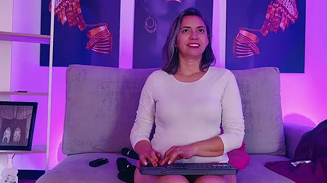 milfsecret69 লাইভ XXX চ্যাট