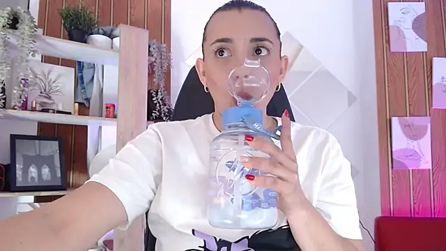 צ'אט XXX בשידור חי של milfsecret69