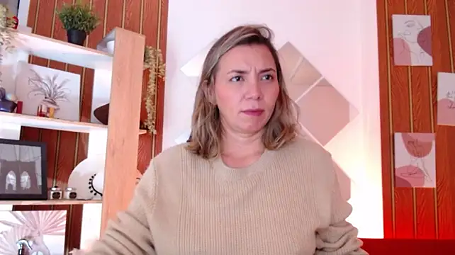milfsecret69's Live XXX Chat