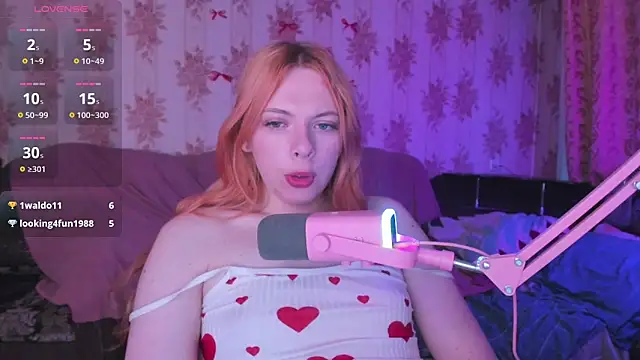 Cutie_Bambi webcam show