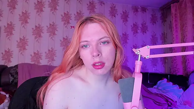 Cutie_Bambi's Webcam Show