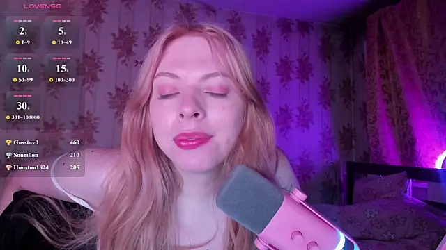 Cutie_Bambi's Webcam Show