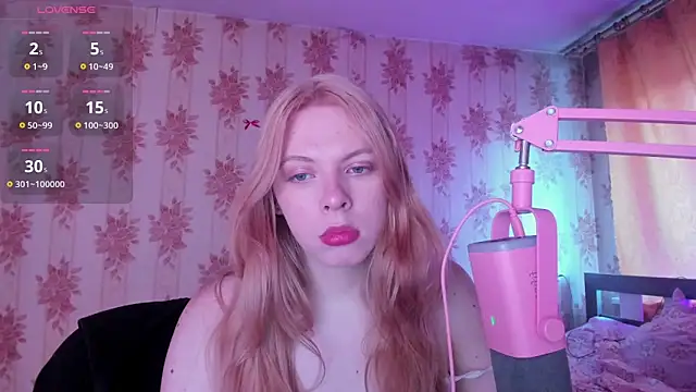 Show modela Cutie_Bambi na web-kameri