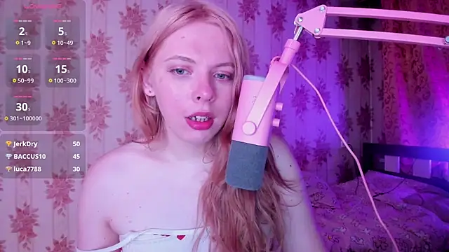 Cutie_Bambi's Webcam Show
