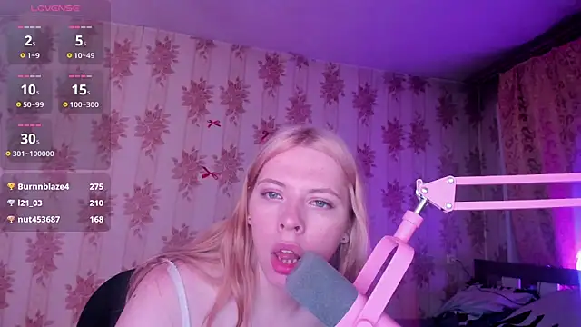 Show de Cutie_Bambi na webcam