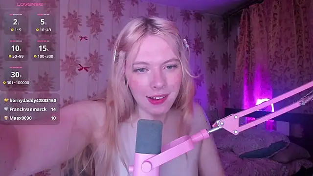 Cutie_Bambi Adlı Modelin Web Kamerası Şovu