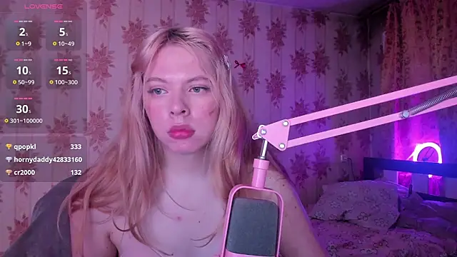Show de Cutie_Bambi na webcam