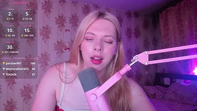 Cutie_Bambi webcam show