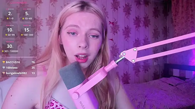 Cutie_Bambi Show Webcam