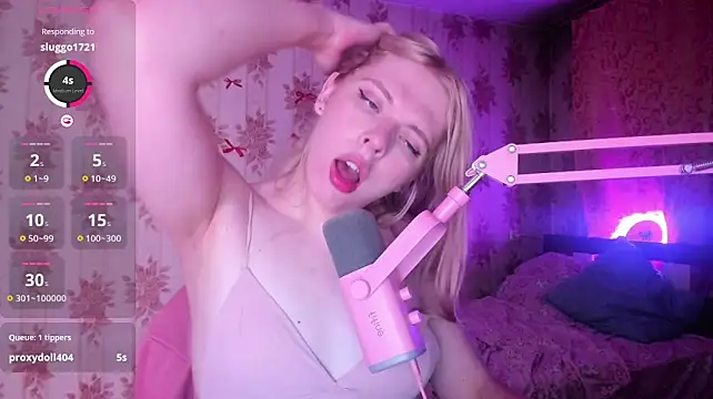Cutie_Bambi's Webcam Show