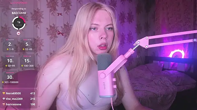 Show de Cutie_Bambi na webcam
