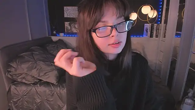 XXX chat uživo modela Maykinkya