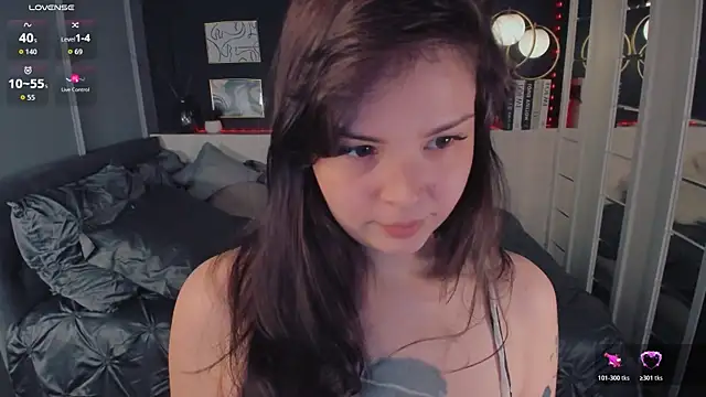Maykinkya Chat XXX live