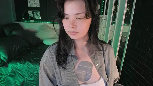 Živý XXX chat Maykinkya
