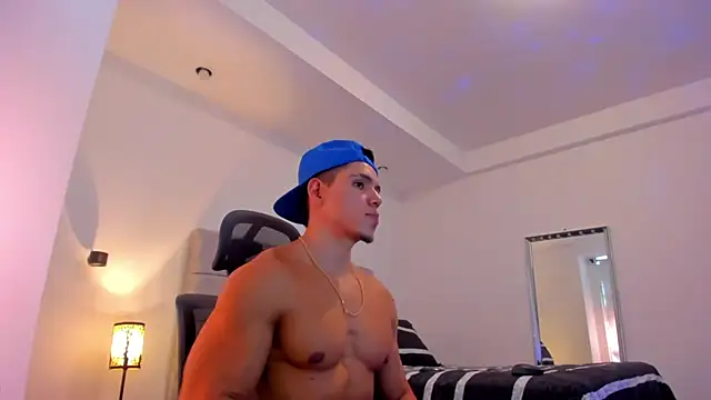 chris_morgan7 Show Webcam