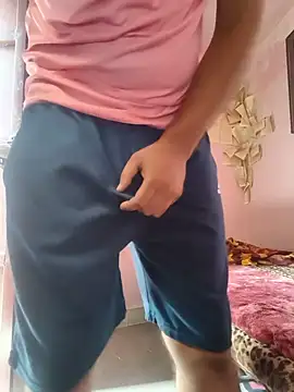 newtube0 Show Webcam