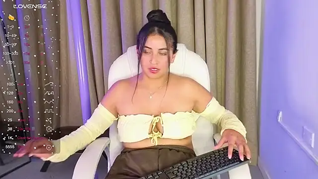 Chat XXX en directo de blush_bloom