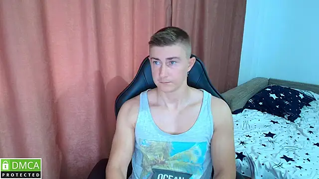 PowerBoy07 Webcam show