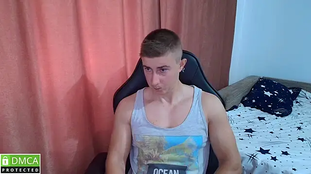 PowerBoy07 webcam show