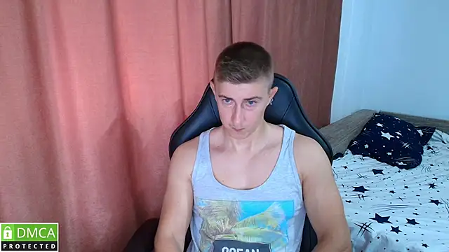 PowerBoy07 – webcam-show
