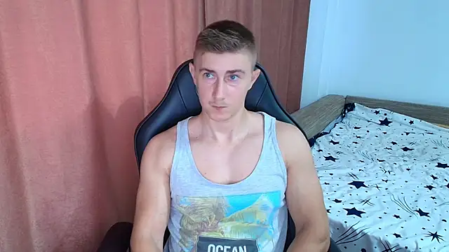 PowerBoy07 Webcam show