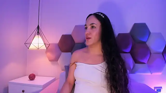 CelesteQueeen Chat XXX in diretta