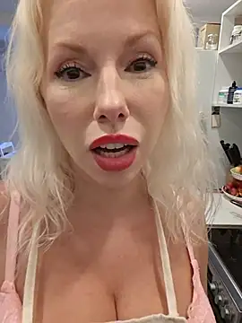 Mazlik27 webcam show