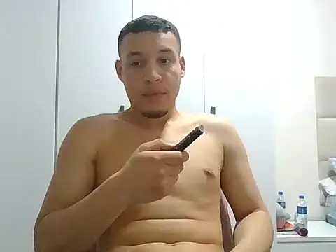 Show de Vinni_19cm na webcam