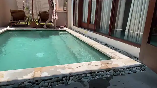 ViviNoirのウェブカメラショー