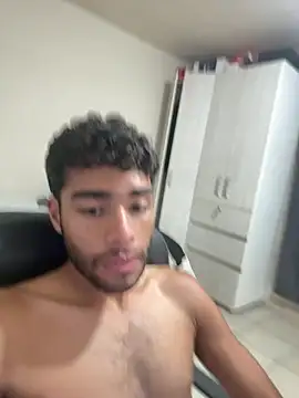its_alejandro27 Webcam Show