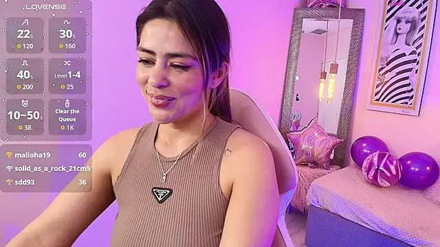 Czat XXX na żywo – Ivonne_pier_x