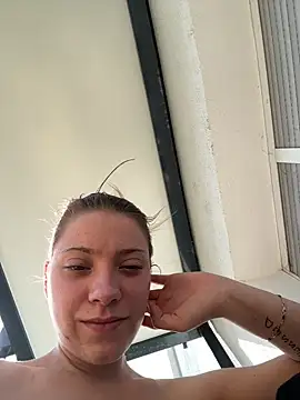 SofieKaylaのウェブカメラショー