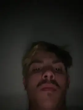 bugballs1's Webcam Show