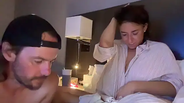 mr_mrs_glitter's Webcam Show