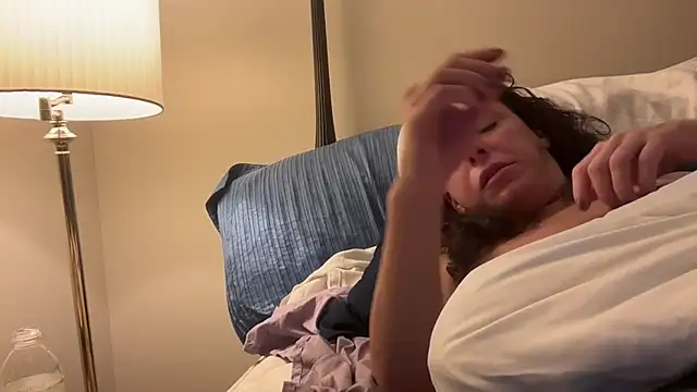 הופעת וובקאם של mr_mrs_glitter