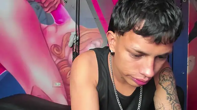 Nasty_sex333 在線直播表演