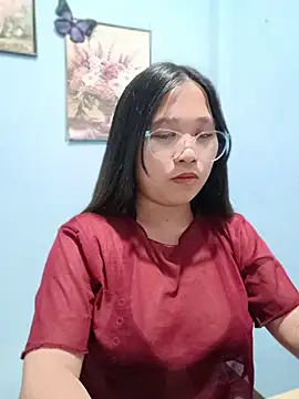 Milkytits4You's Live XXX Chat