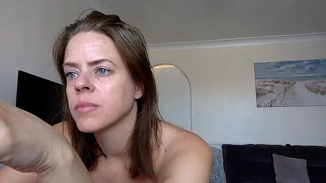 ElizabethArden42-n Live XXX chat
