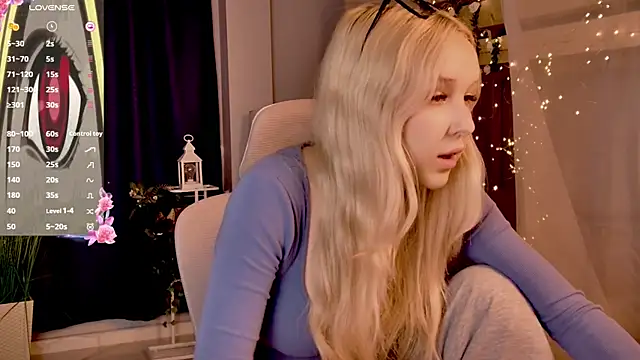 MaoqiBeverly XXX чат на живо