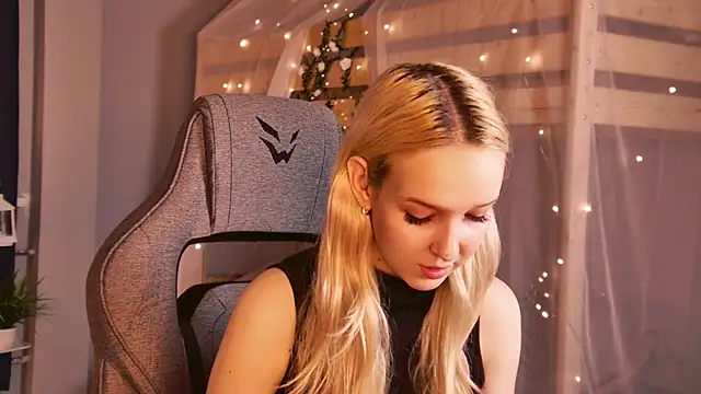 MaoqiBeverly Chat XXX in diretta