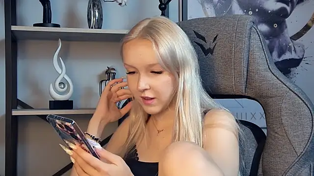 צ'אט XXX בשידור חי של MaoqiBeverly