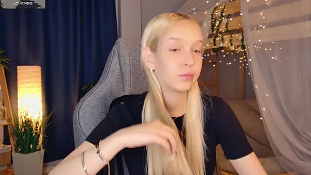 MaoqiBeverly Chat XXX in diretta