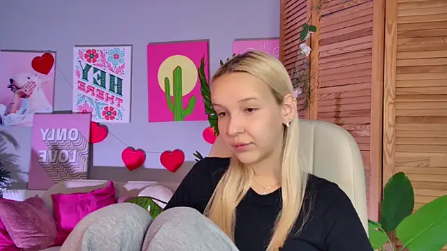 MaoqiBeverly Chat XXX live