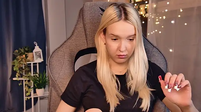 Chat XXX en directo de MaoqiBeverly