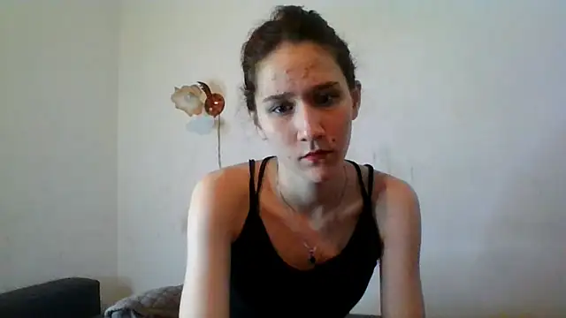 Chat XXX en directo de NickiKisinger