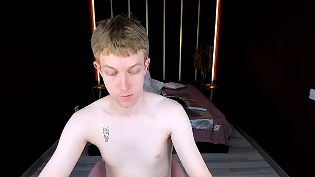 عرض كام Dylan_Norton