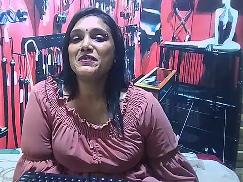 IndianSexyLady20 live XXX chat