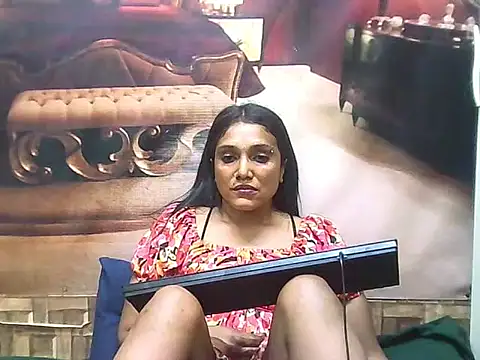 IndianSexyLady20 XXX чат на живо